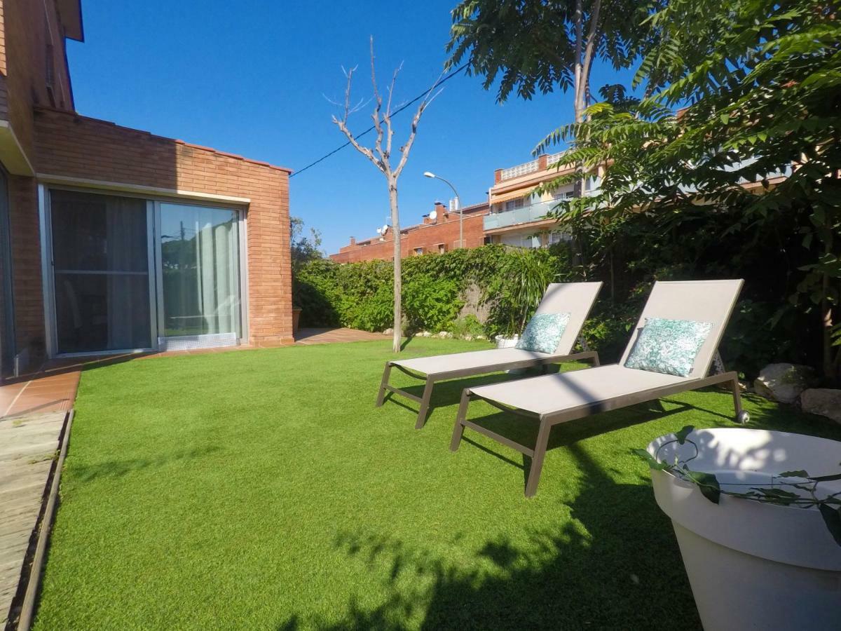 Beach House Castelldefels Exterior photo