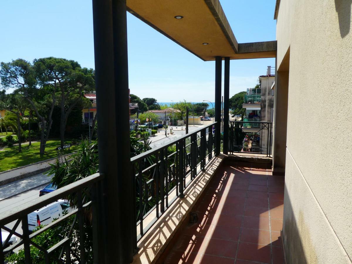 Beach House Castelldefels Exterior photo