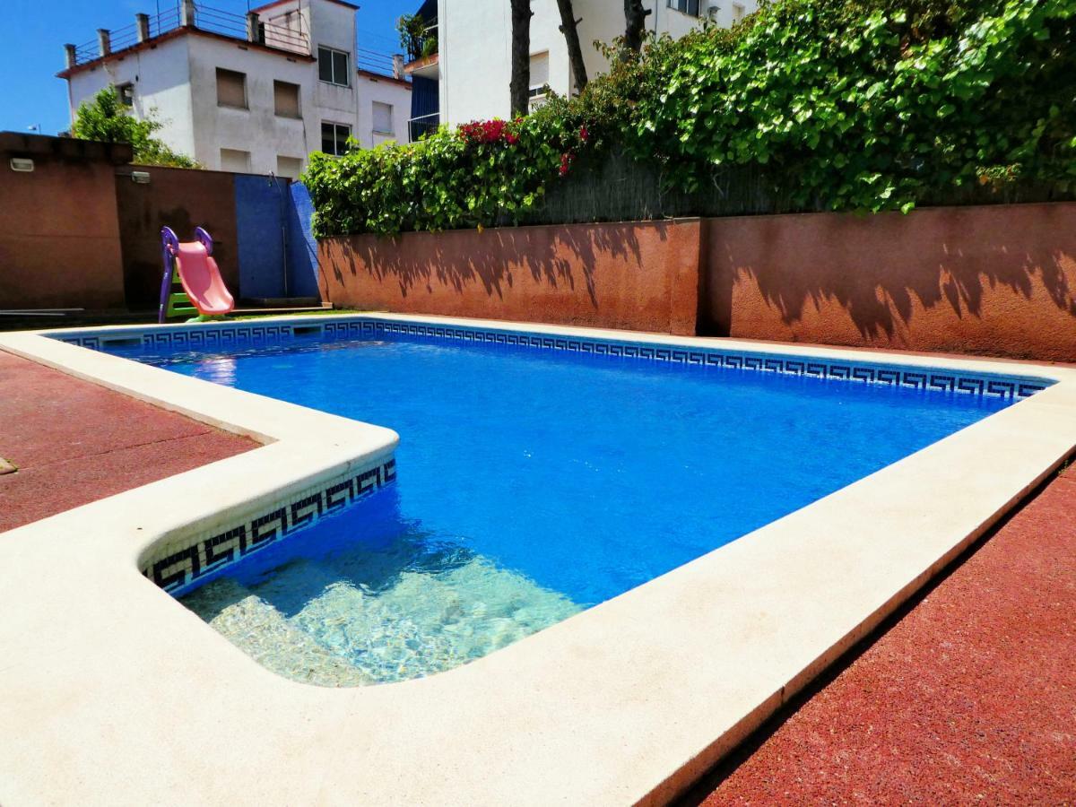 Beach House Castelldefels Exterior photo
